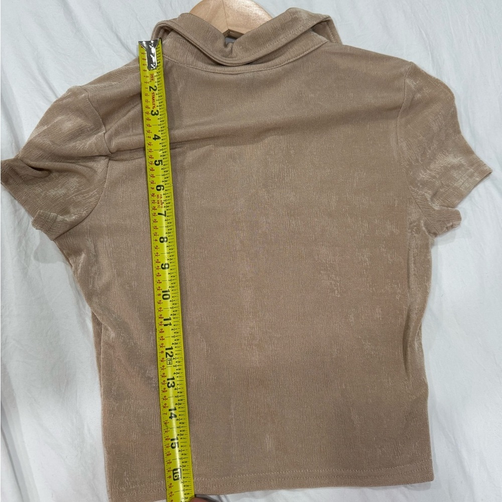 H&M Beige Button Down Casual Shirt - Picture 5 of 5